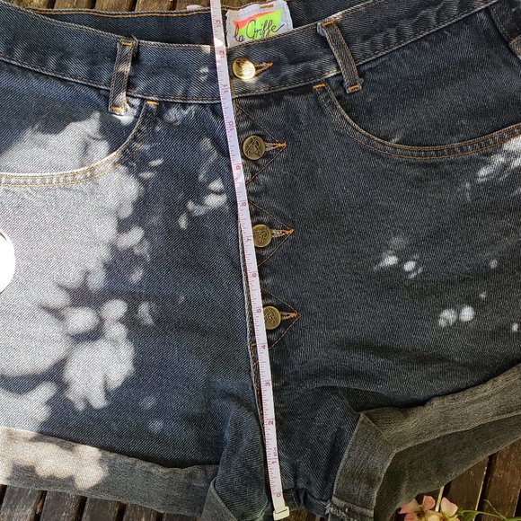 Vintage High waisted shorts - Picture 5 of 8